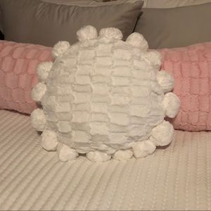Throw Pillow - White Faux Fur Sun/Flower Pillow